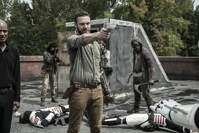 The Walking Dead - Season 11 - The Rotten Core - Photos - Seth Gilliam, Medina Senghore, Ross Marquand, Lauren Cohan