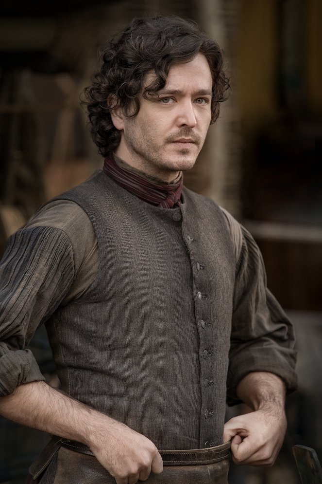 Outlander - Allegiance - Photos - Alexander Vlahos