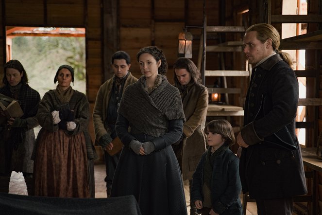 Outlander - Season 6 - Allegiance - Photos - Caitríona Balfe, Sam Heughan