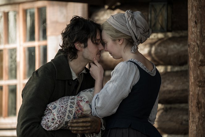 Outlander - Wstrzemięźliwość - Z filmu - César Domboy, Lauren Lyle