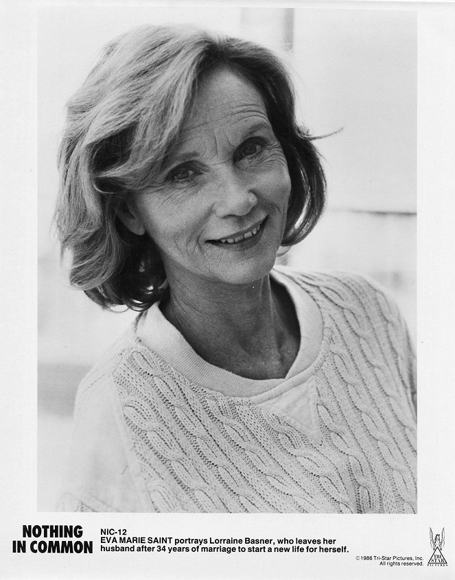 Nothing in Common - Lobbykaarten - Eva Marie Saint