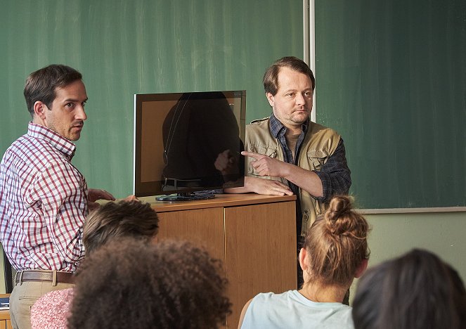 Pan profesor - Útěk - Photos - Matouš Ruml, Ondřej Bauer