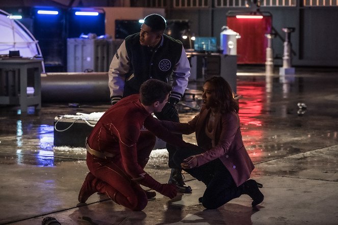 The Flash - Armageddon : Protocole injustice - Film - Christian Magby, Candice Patton