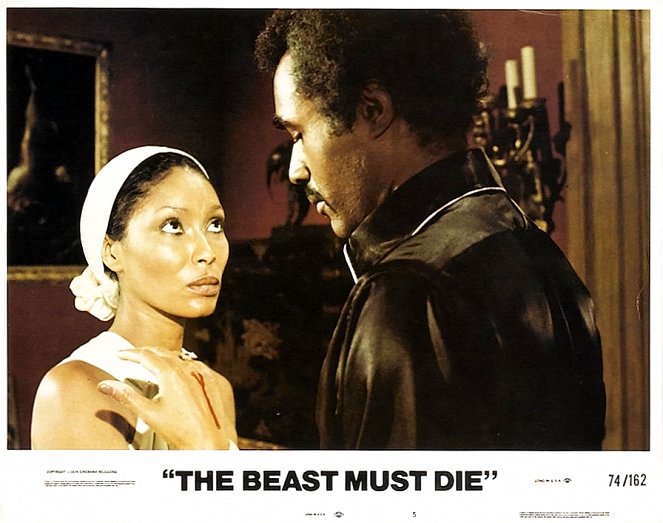 The Beast Must Die - Vitrinfotók - Marlene Clark, Calvin Lockhart
