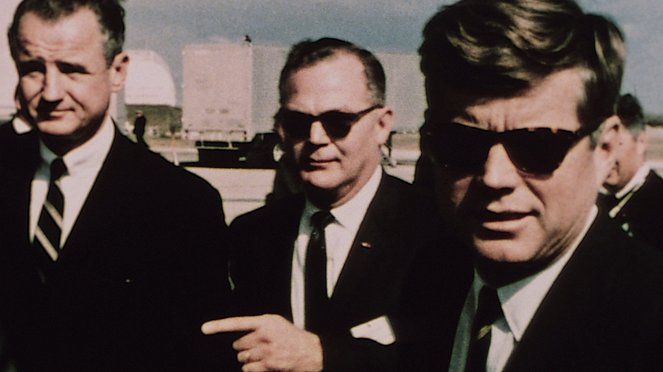 Kniha tajemství Ameriky - The Secret Space Program - Z filmu - John F. Kennedy
