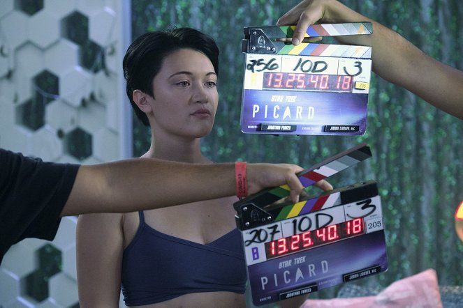 Star Trek: Picard - Fly Me to the Moon - Making of - Isa Briones