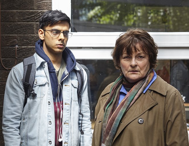 Vera - Parent Not Expected - Van film