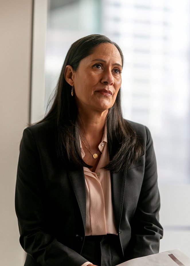 Billions - Napoleon's Hat - Do filme - Sakina Jaffrey