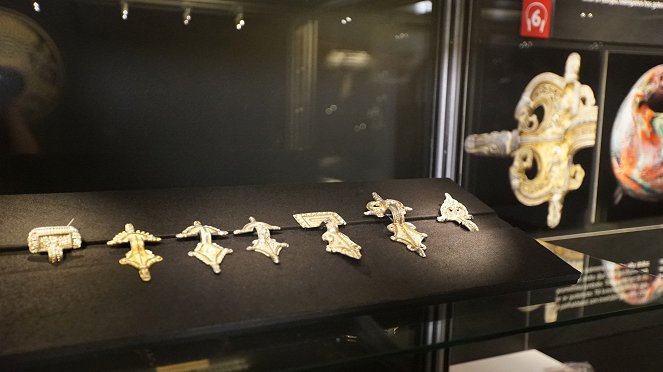 Treasures Decoded - Viking Murder Mystery - Photos
