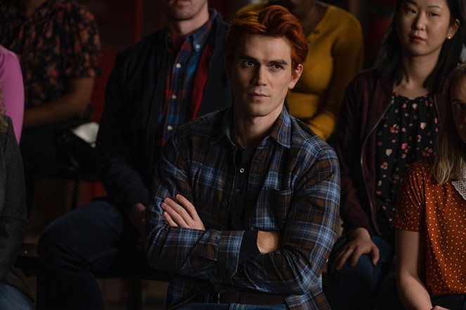Riverdale - Chapter One Hundred and Five: Folk Heroes - Photos - K.J. Apa