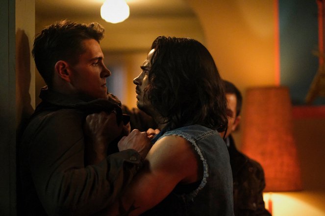 Riverdale - Chapter One Hundred and Four: The Serpent Queen's Gambit - Filmfotók - Casey Cott, Drew Ray Tanner