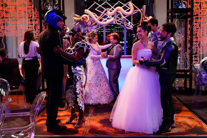 iCarly Revival - iRobot Wedding - Filmfotók - Jerry Trainor, Laci Mosley, Bailey Stender, Reed Alexander, Miranda Cosgrove, Nathan Kress