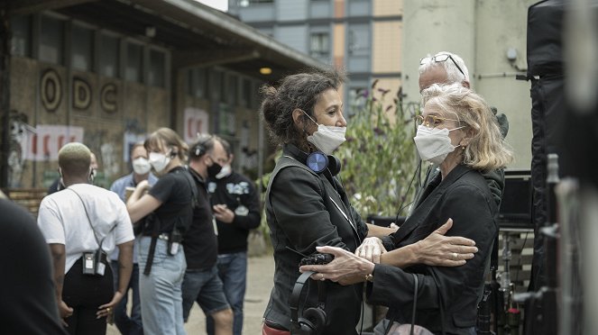 Killing Eve - Tourner la page - Tournage