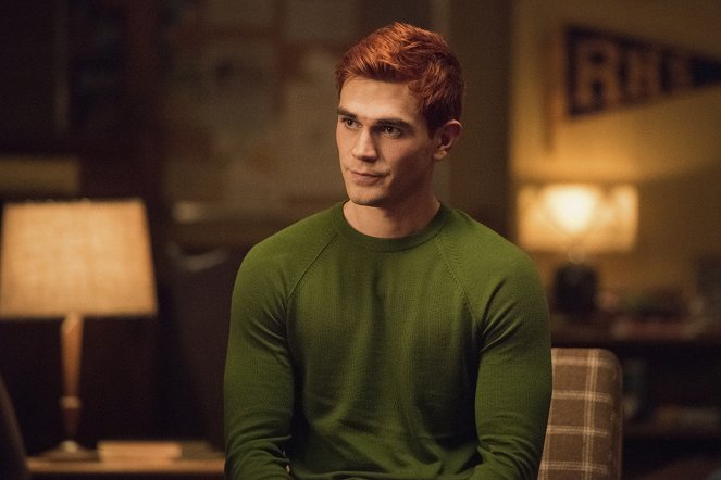 Riverdale - Chapter Eighty-One: The Homecoming - Photos - K.J. Apa