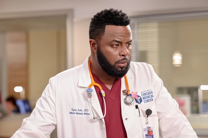 Chicago Med - Season 7 - All the Things That Could Have Been - Photos - Guy Lockard