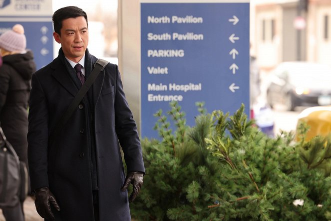 Chicago Med - All the Things That Could Have Been - Van film - Johnny M. Wu