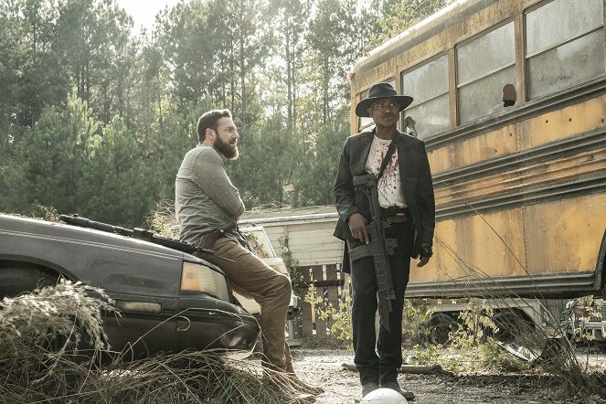 The Walking Dead - Acts of God - Filmfotók - Ross Marquand, Seth Gilliam