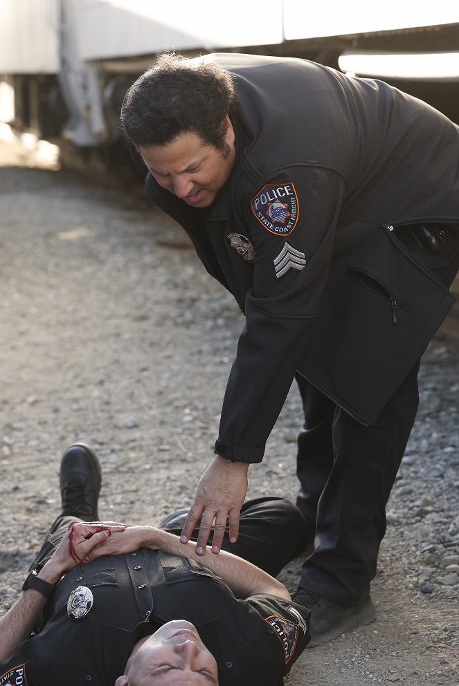 The Rookie - Backstabbers - Van film - Greg Grunberg