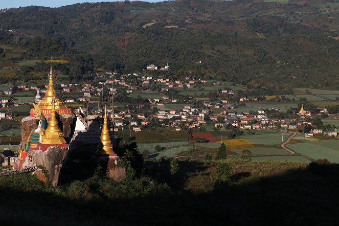 Myanmar: Ve stínu barmských pagod - Film