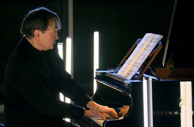 Pierre-Laurent Aimard spielt Olivier Messiaen - Auszüge aus "Der Vogelkatalog" - Z filmu