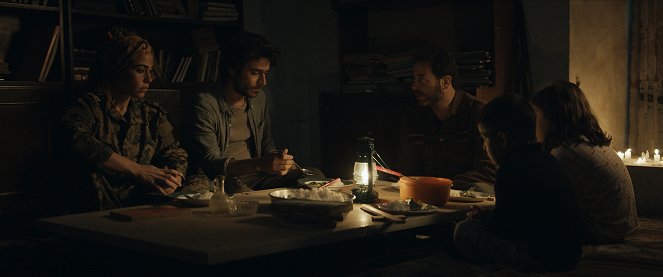 Le Dernier Piano - Film - Sara Abi Kanaan, Tarek Yaacoub