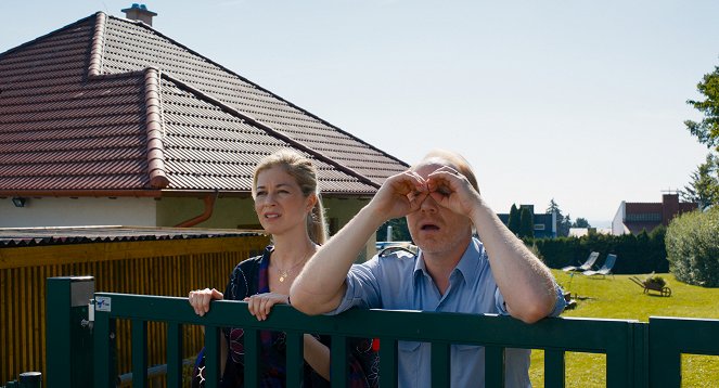 Der Onkel - Filmfotos - Hilde Dalik, Simon Schwarz