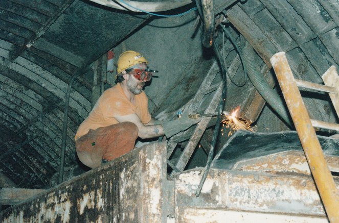 Building the Channel Tunnel: 25 Years On - De la película