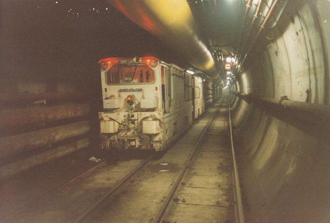 Building the Channel Tunnel: 25 Years On - De la película