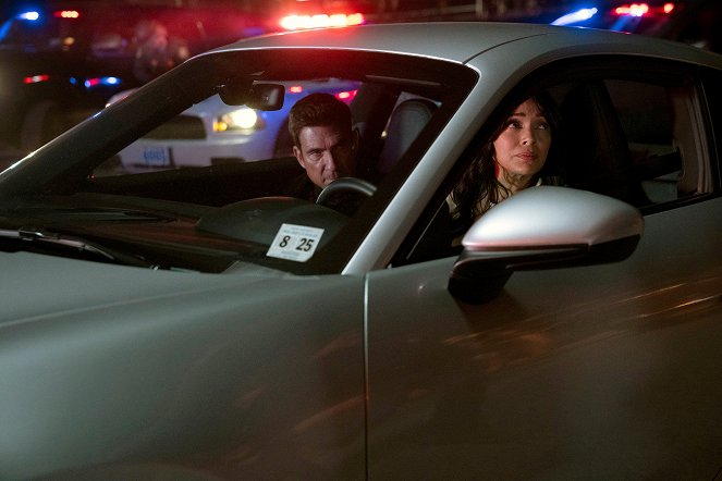 Law & Order: Organized Crime - ...Wheatley Is to Stabler - Photos - Dylan McDermott, Tamara Taylor