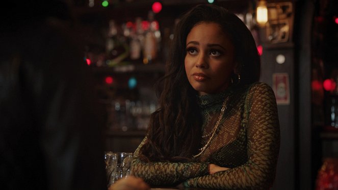 Riverdale - Chapter One Hundred and Six: Angels in America - Photos - Vanessa Morgan