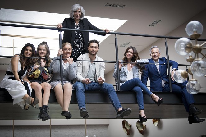 Alicia új élete - Promóció fotók - Mayrín Villanueva, Isidora Vives, Mónica Sánchez Navarro, Susana Dosamantes, Carlos Said, Isabel Burr, Alexis Ayala