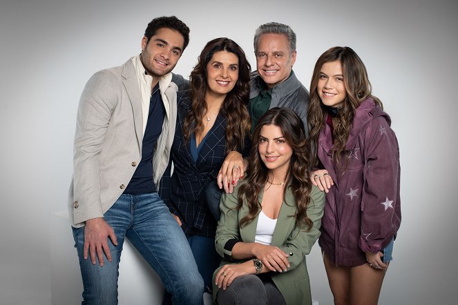 Si nos dejan - Promoción - Carlos Said, Mayrín Villanueva, Alexis Ayala, Isabel Burr, Isidora Vives