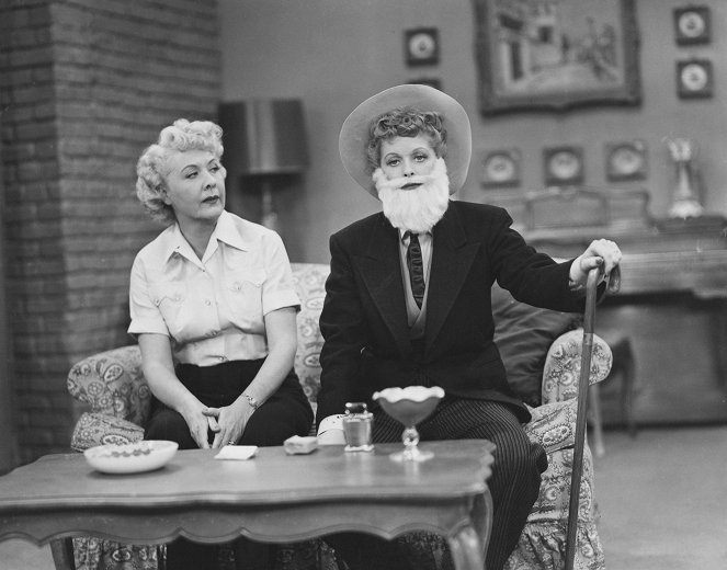 I Love Lucy - Season 1 - The Mustache - Filmfotos - Vivian Vance, Lucille Ball