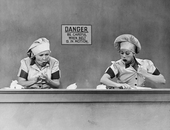 I Love Lucy - Season 2 - Job Switching - Photos - Vivian Vance, Lucille Ball