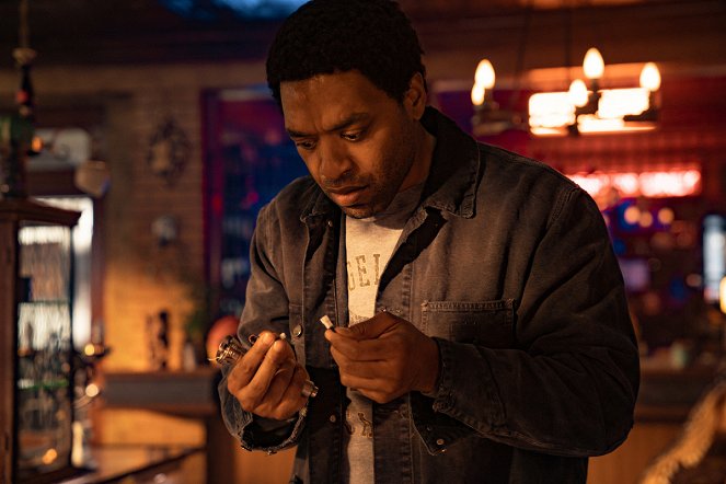 The Man Who Fell to Earth - Hallo, Spaceboy - Photos - Chiwetel Ejiofor