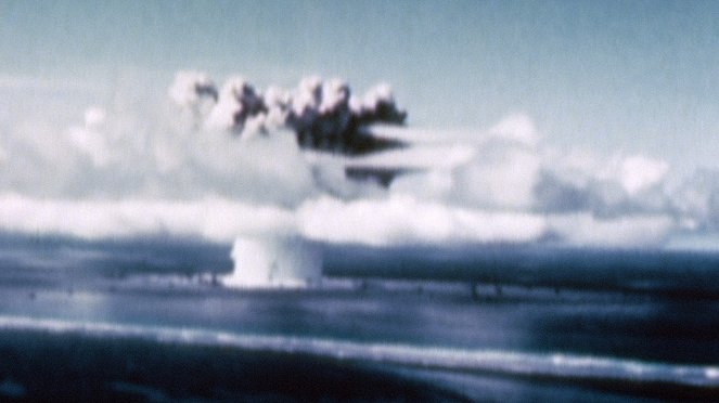 Apocalypse : La guerre des mondes 1945-1991 - La Grande Rupture (1945-1946) - Van film