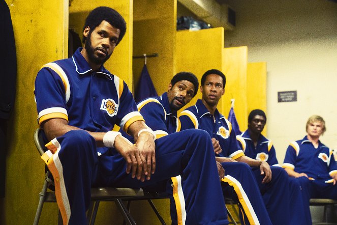 Winning Time: The Rise of the Lakers Dynasty - Invisible Man - Van film - Solomon Hughes, DeVaughn Nixon, Jimel Atkins