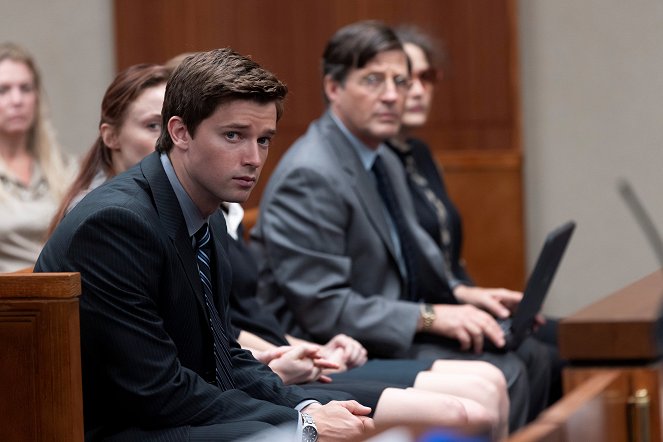 The Staircase - The Great Dissembler - Photos - Patrick Schwarzenegger, Tim Guinee