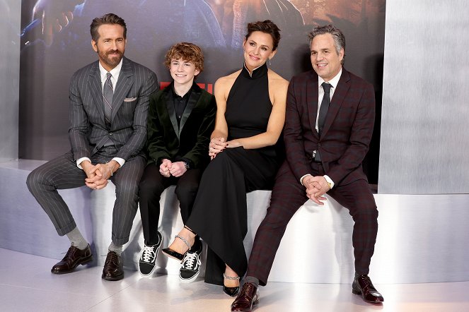 The Adam Project - Events - The Adam Project World Premiere at Alice Tully Hall on February 28, 2022 in New York City - Ryan Reynolds, Walker Scobell, Jennifer Garner, Mark Ruffalo