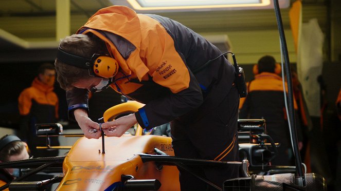 Formula 1: Taistelu paalupaikasta - Ässä hihassa - Kuvat elokuvasta