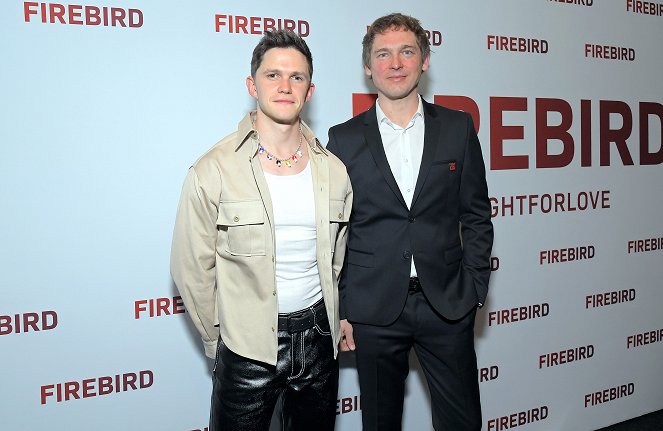 Tulilind - Z akcí - "Firebird" Los Angeles premiere at DGA Theater Complex on April 26, 2022 in Los Angeles, California