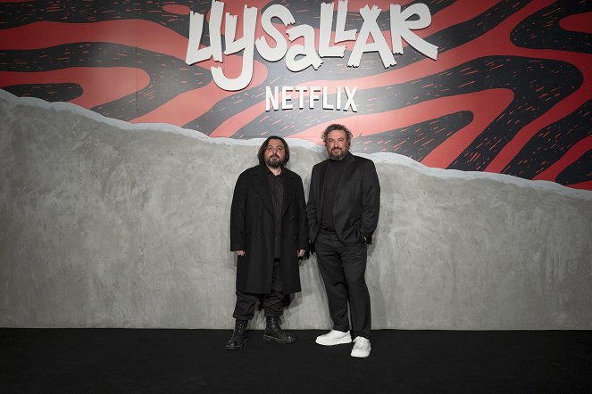 As Vidas Secretas da Família Uysal - De eventos - 'Wild Abandon' (‘Uysallar’) Netflix Screening at the Atlas Cinema, Istanbul March 26, 2022