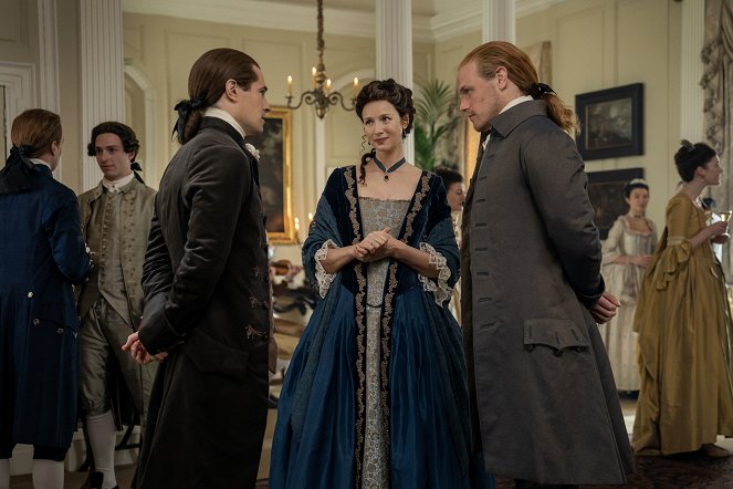 Outlander - Die Highland-Saga - Season 6 - Freiheit ist ein hohes Gut - Filmfotos - David Berry, Caitríona Balfe, Sam Heughan