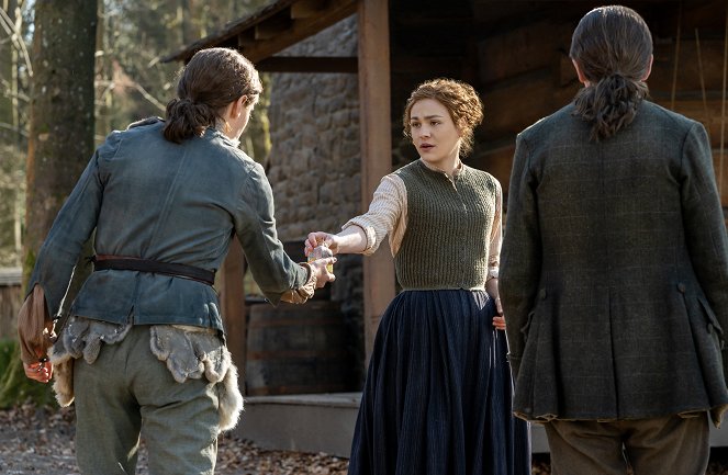 Outlander - Die Highland-Saga - Freiheit ist ein hohes Gut - Filmfotos - Sophie Skelton