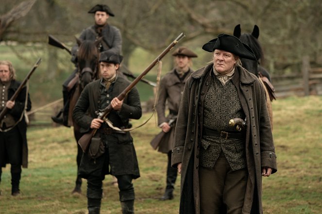Outlander - Die Highland-Saga - Stock und Stein - Filmfotos - Chris Larkin