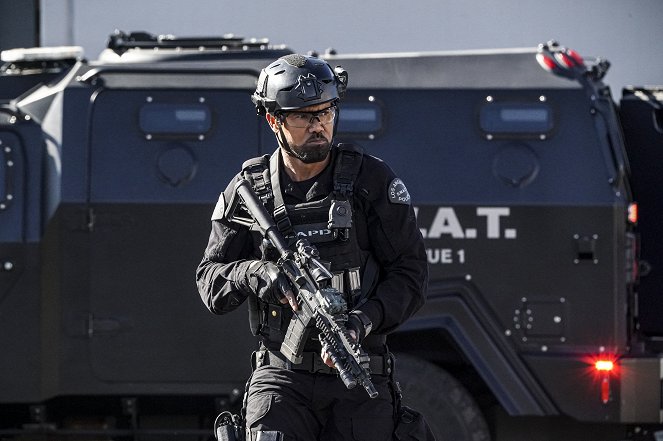 S.W.A.T. - Short Fuse - Photos - Shemar Moore