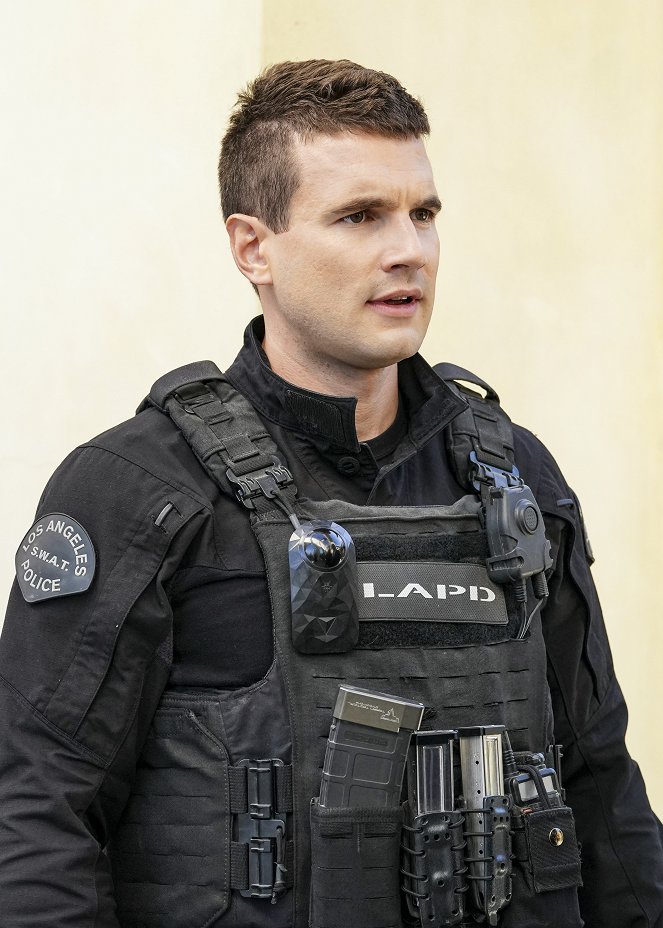S.W.A.T. - Donor - Photos - Alex Russell