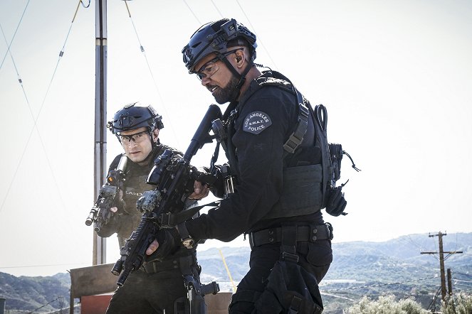 S.W.A.T. - Cry Foul - Do filme - Alex Russell, Shemar Moore