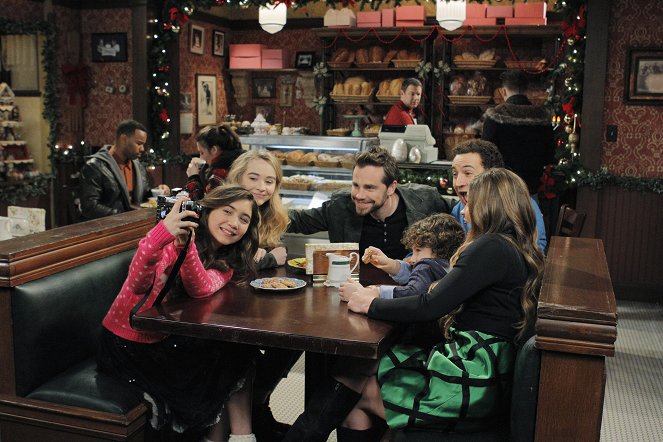 Girl Meets World - Girl Meets Home for the Holidays - Van film