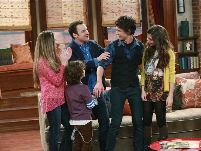 Girl Meets World - Girl Meets the Tell-Tale-Tot - Photos